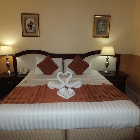 City Hotel Ras al-Khaimah Exterior photo