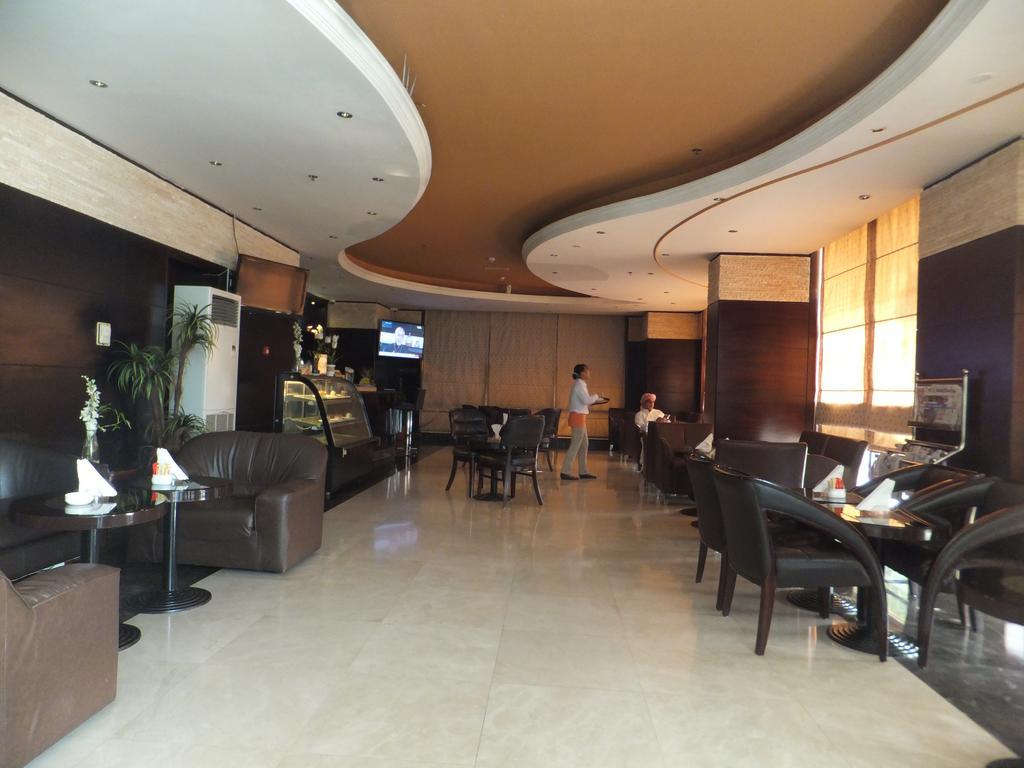 City Hotel Ras al-Khaimah Exterior photo