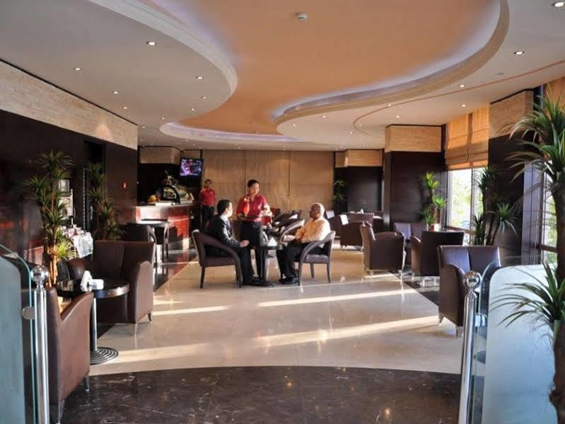City Hotel Ras al-Khaimah Exterior photo