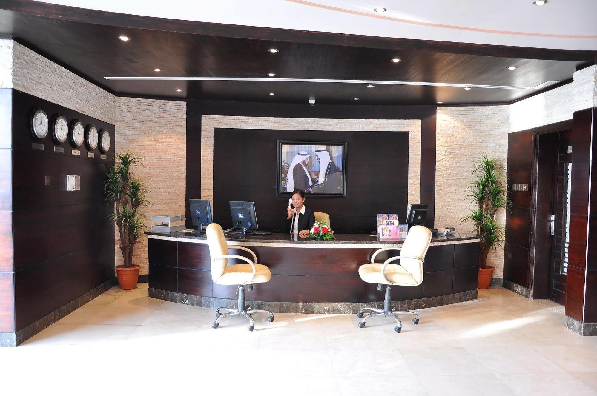 City Hotel Ras al-Khaimah Exterior photo