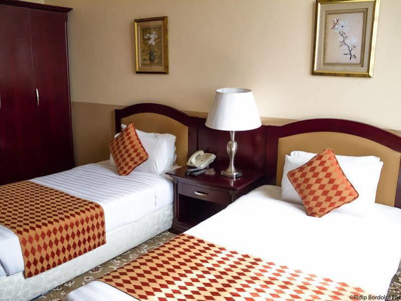 City Hotel Ras al-Khaimah Exterior photo